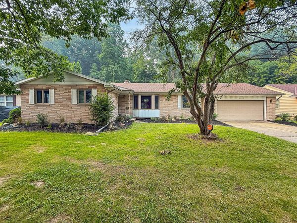 3417 Ginger Snap Lane, Lansing, MI 48911