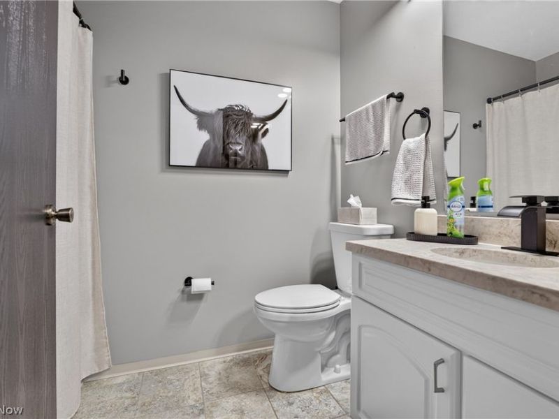 695 E Western Reserve Road , Unit 2003, Poland, OH 44514 Photo 14
