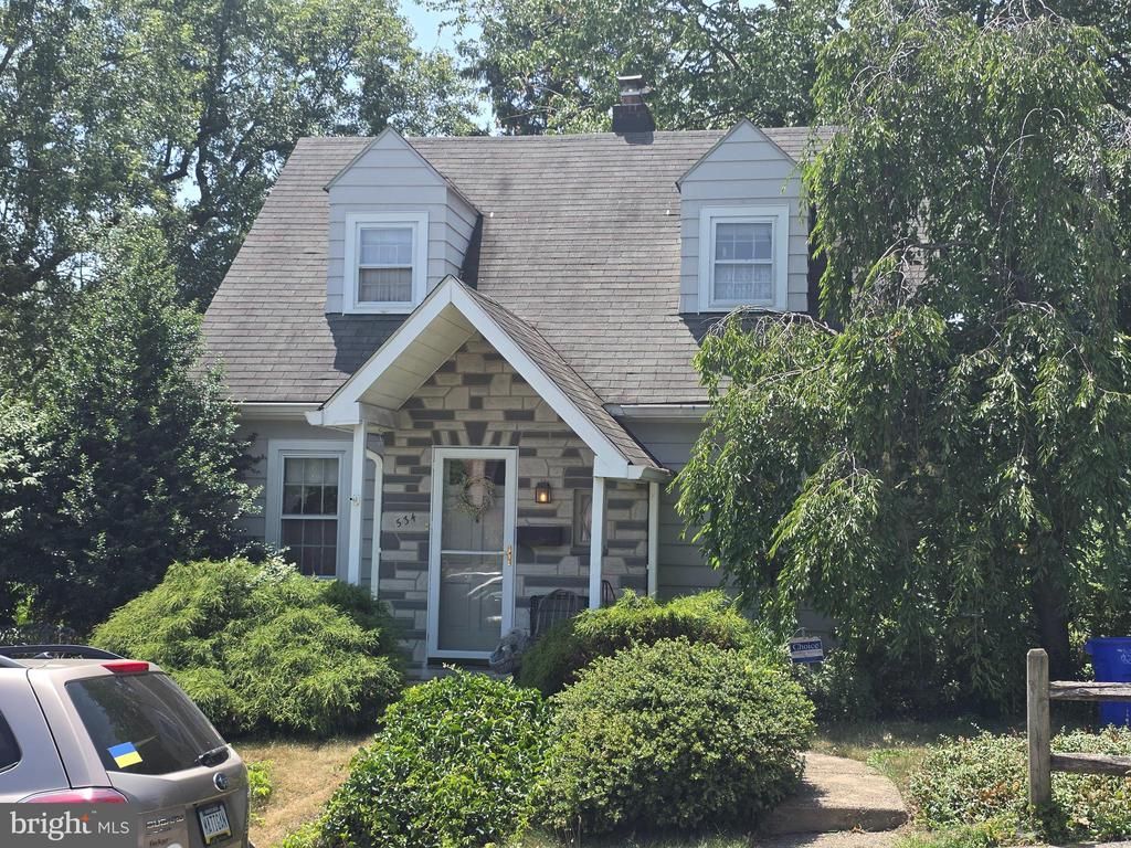 534 Benton Street , Harrisburg, PA 17104 Main Photo