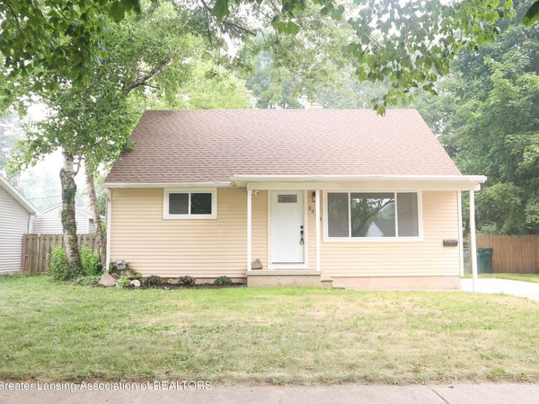 2928 Lafayette Circle, Lansing, MI 48906