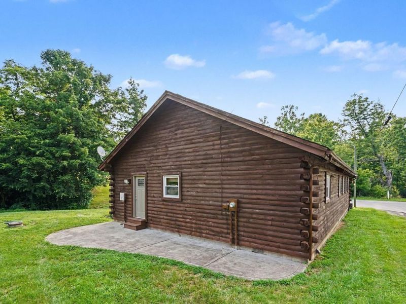 10709 Day Hill Arnheim Road, Franklin Twp, OH 45121 Photo 15