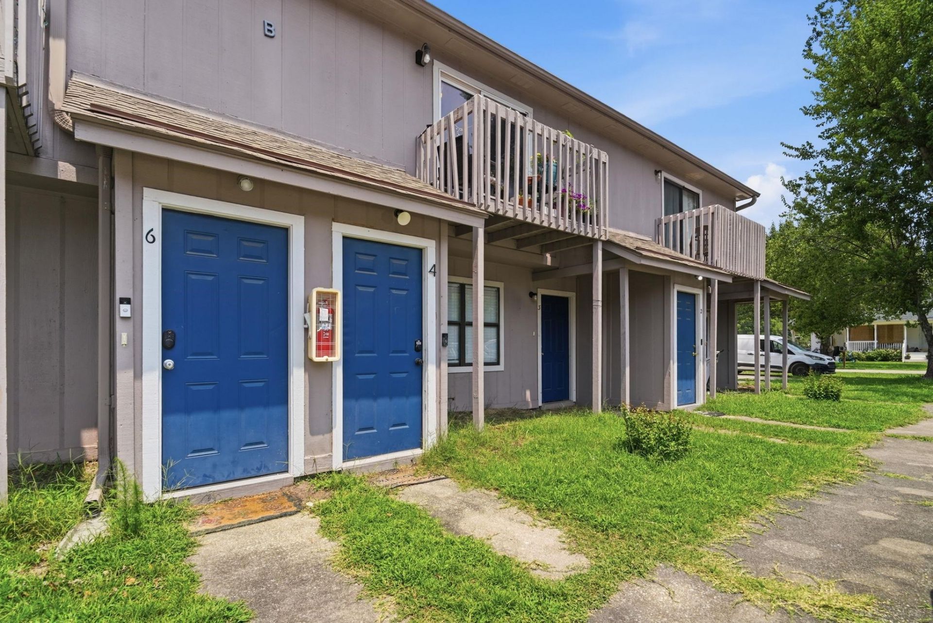 500 Oak Circle  Photo 10
