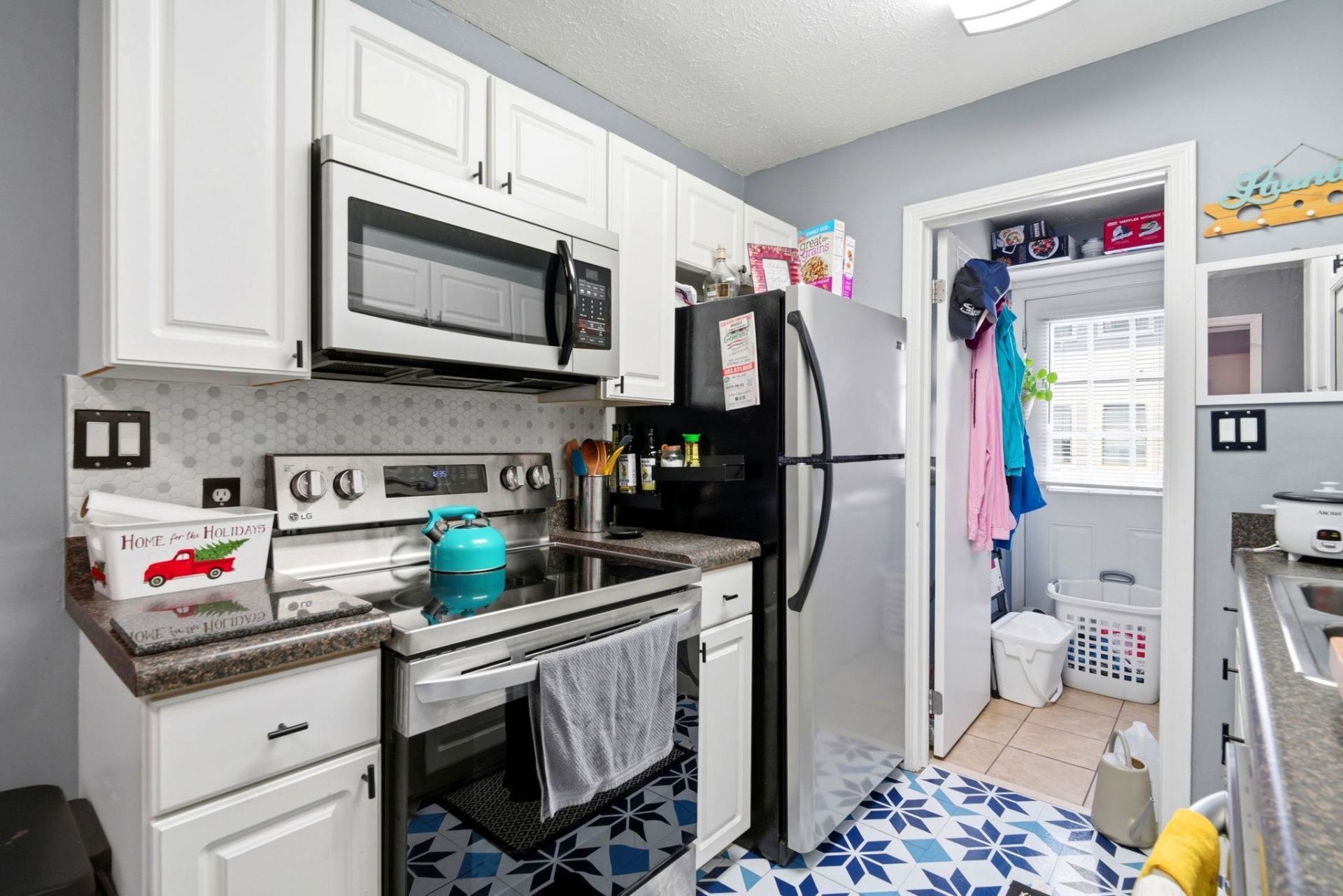 500 Oak Circle  Photo 18