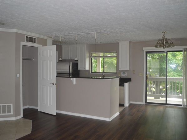 2744 Greystone Drive , Unit GD2744, Columbus, OH 43220