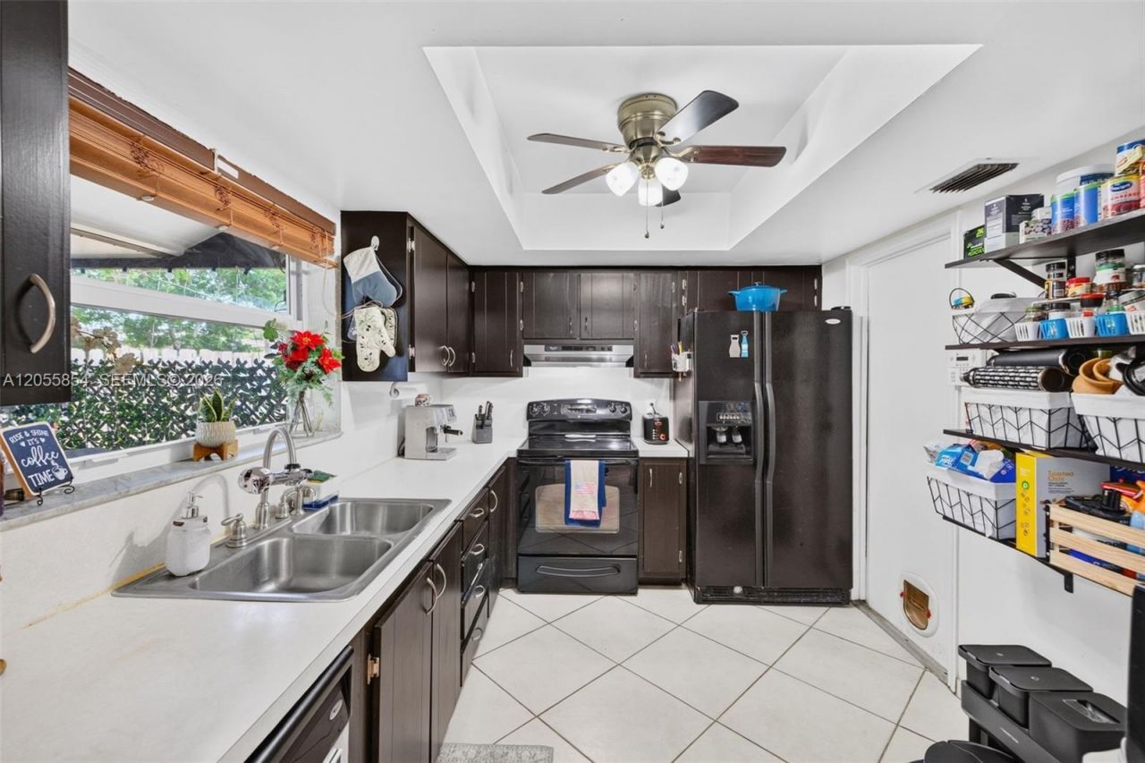 11371 NW 37th Pl , Sunrise, FL 33323 Photo