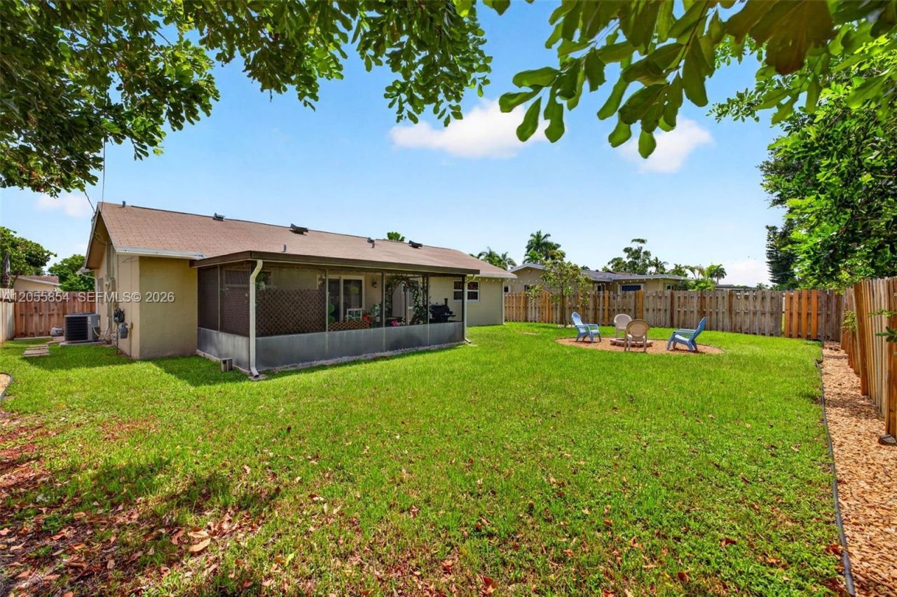 11371 NW 37th Pl , Sunrise, FL 33323 Photo