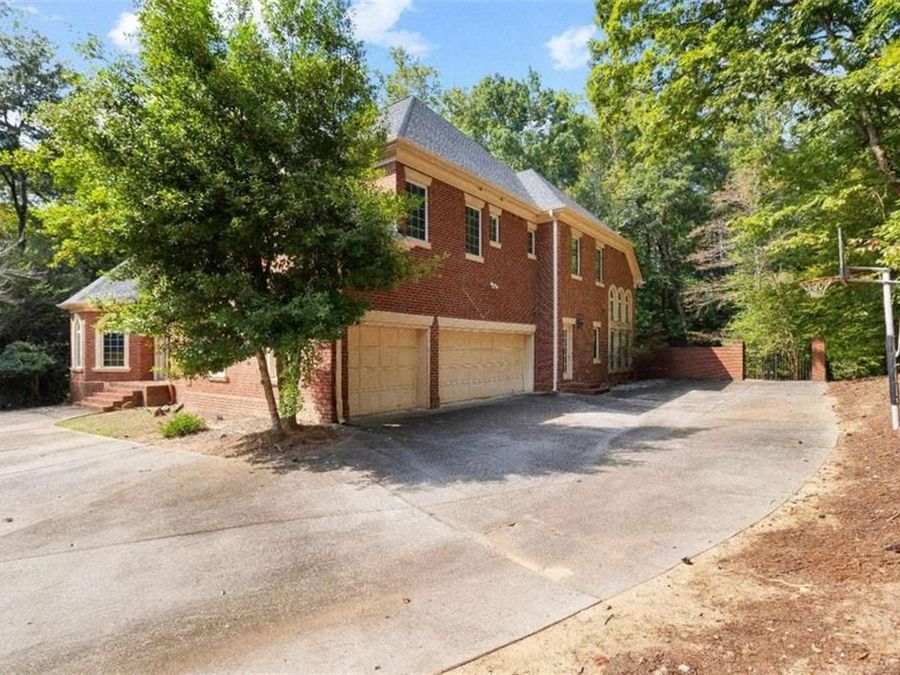 Property Image 6