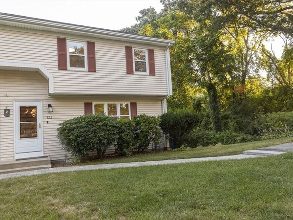 122 Leedham St, Unit 122, Attleboro, MA 02703