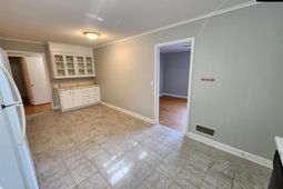 321 Kilbourne Road  photo 4