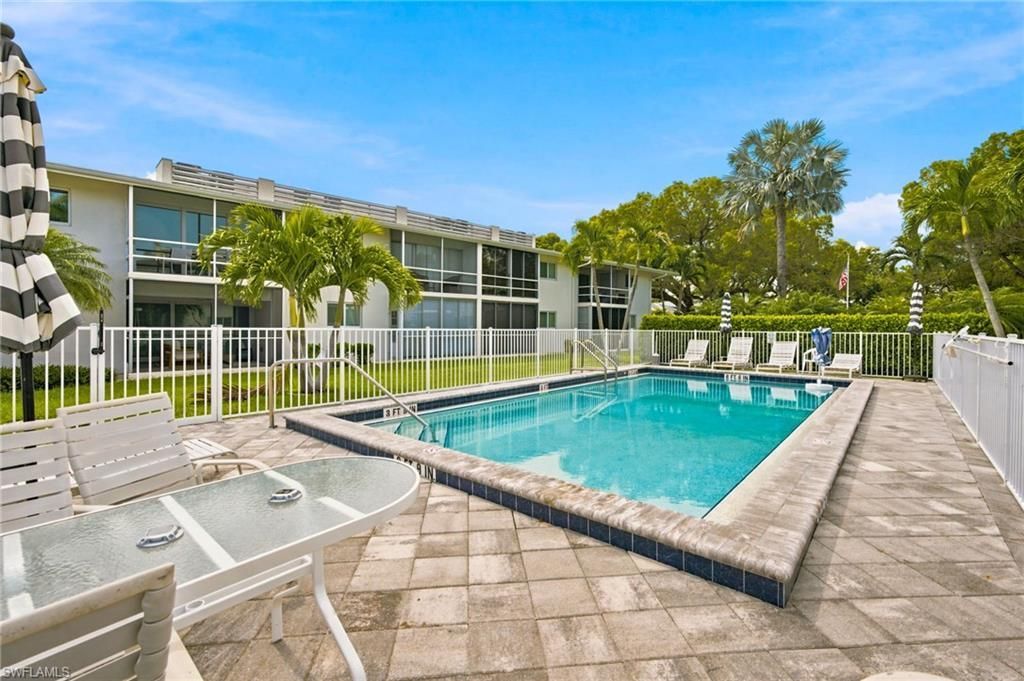 1417 Chesapeake Ave, Unit 106, Naples, FL 34102 Photo