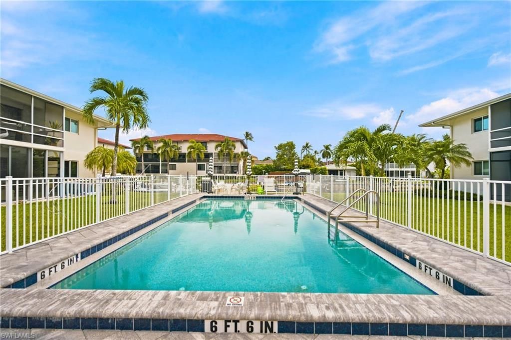 1417 Chesapeake Ave, Unit 106, Naples, FL 34102 Photo