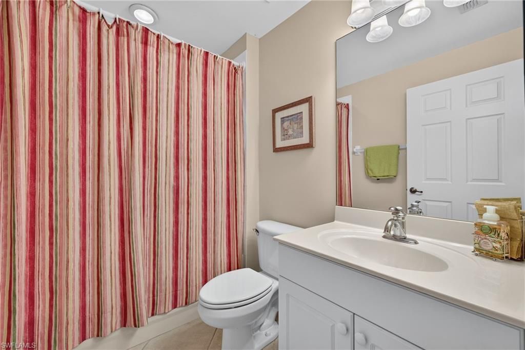 1672 Tarpon Bay Dr S, Unit 102, Naples, FL 34119 Photo