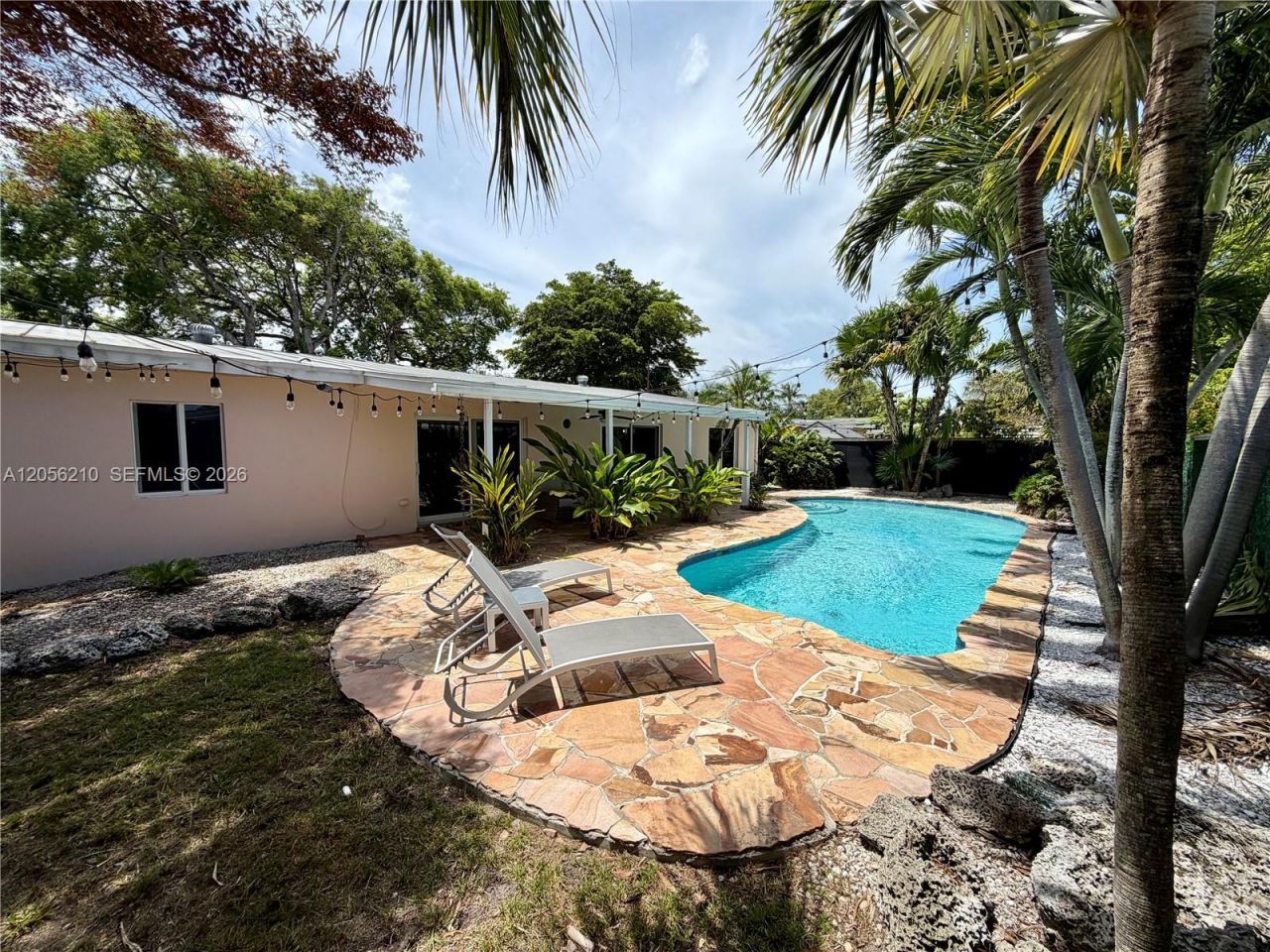 9340 Jamaica Dr, Cutler Bay, FL 33189 Photo