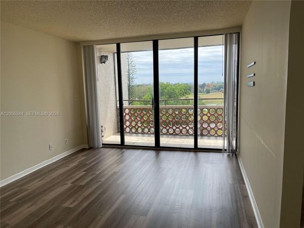 4222 Inverrary Blvd , Unit 4512, Lauderhill, FL 33319