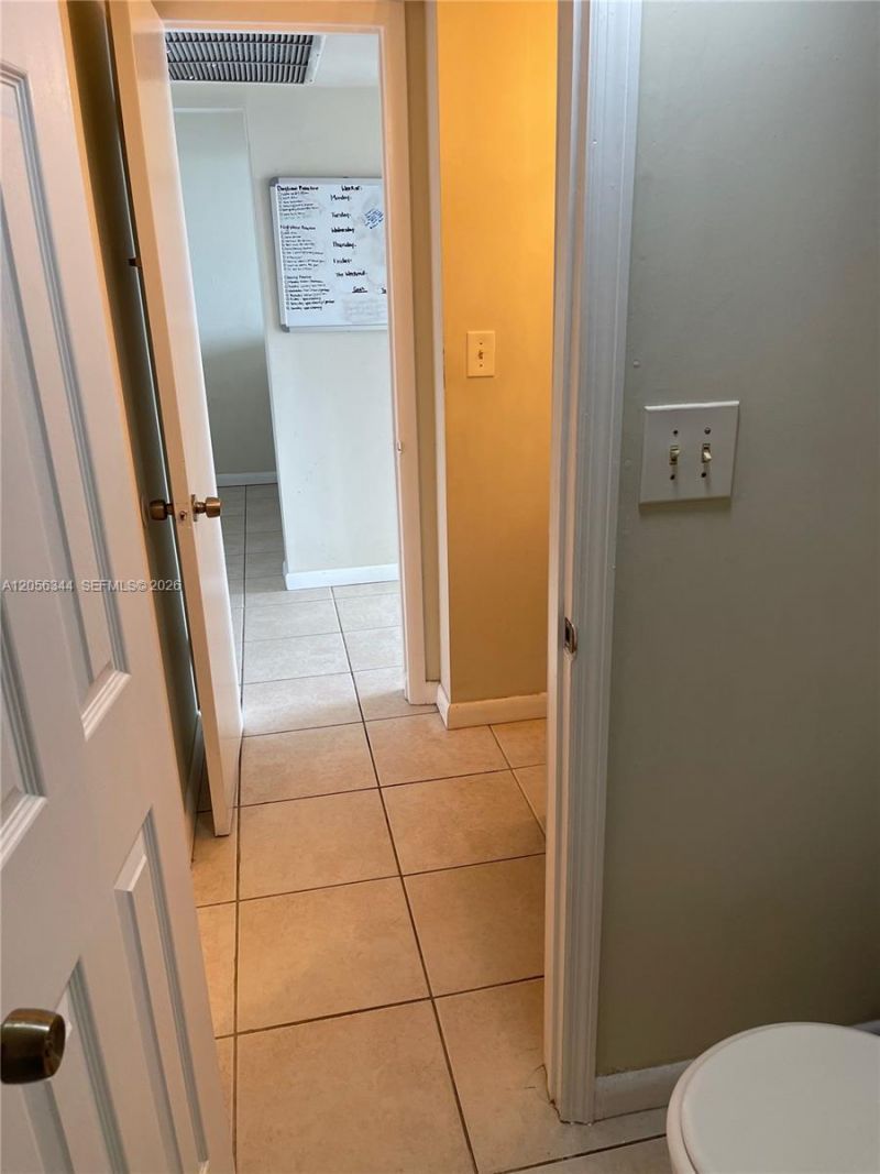 4222 Inverrary Blvd, Unit 4512, Lauderhill, FL 33319 Photo