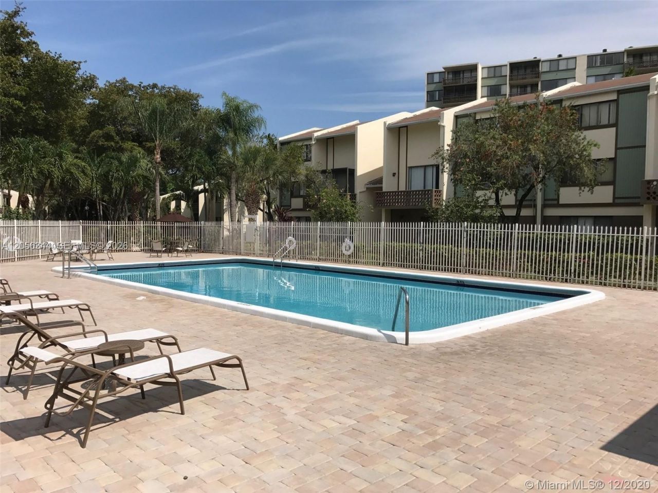 4222 Inverrary Blvd, Unit 4512, Lauderhill, FL 33319 Photo