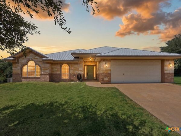 24 Ridgewood Drive, Belton, TX 76513