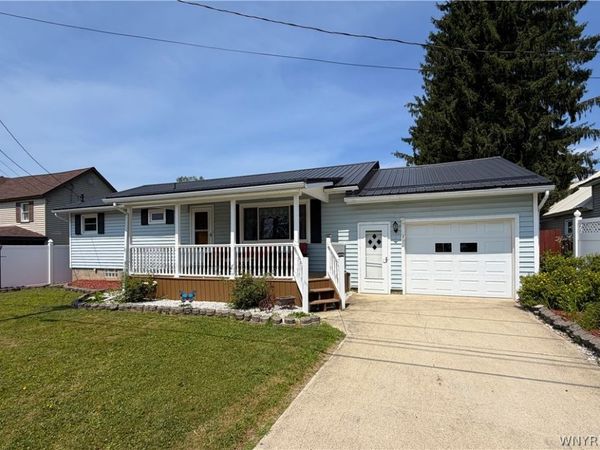 1050 Co Rd 21 , Franklinville, NY 14737