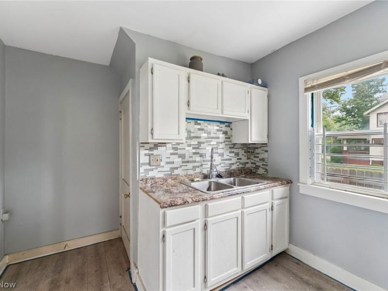 13405 Kuhlman Avenue , Cleveland, OH 44110 Photo 9