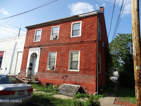 30 QUEEN Street , Northumberland, PA 17857