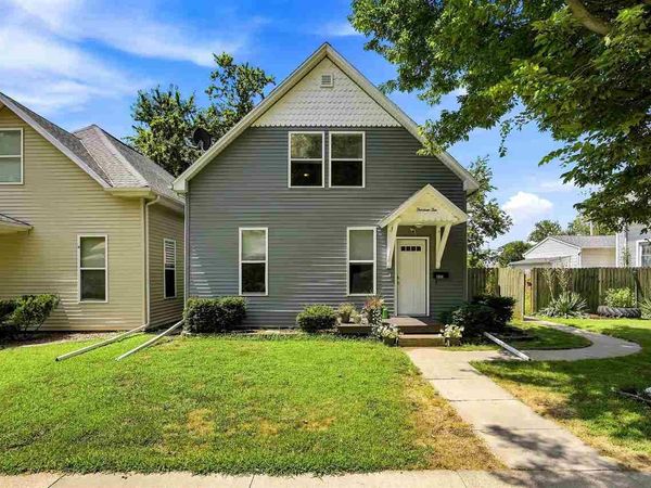 1310 SW J Street, Cedar Rapids, IA 52404