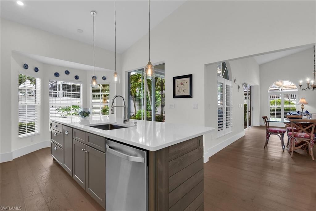 2124 Paget Cir, Unit 1, Naples, FL 34112 Photo