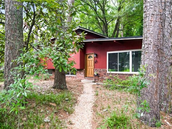 3439 Chestnut Drive, Atlanta, GA 30340