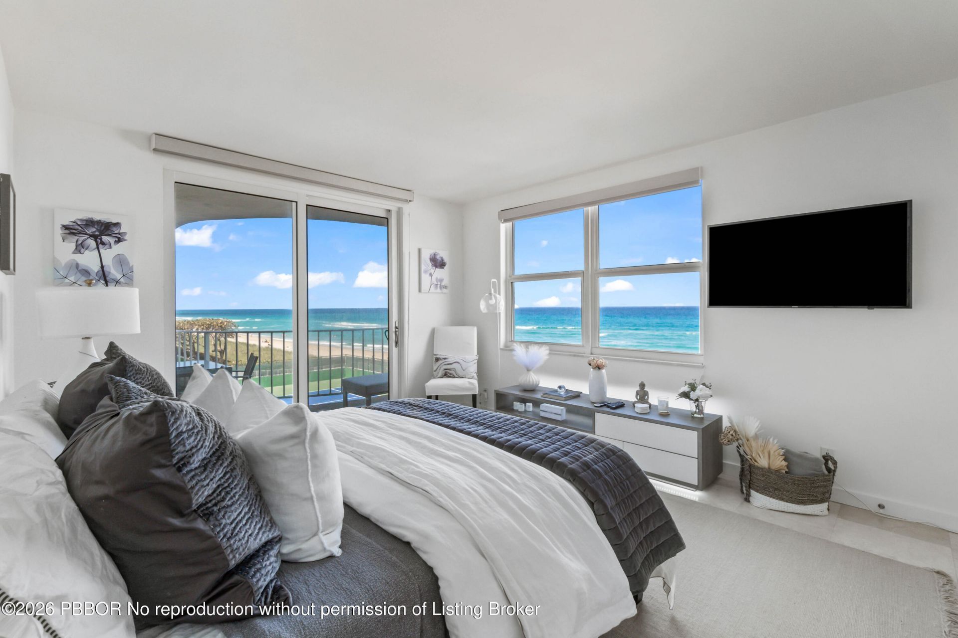 2295 S Ocean Boulevard, Unit 425, Palm Beach, FL 33480 Photo