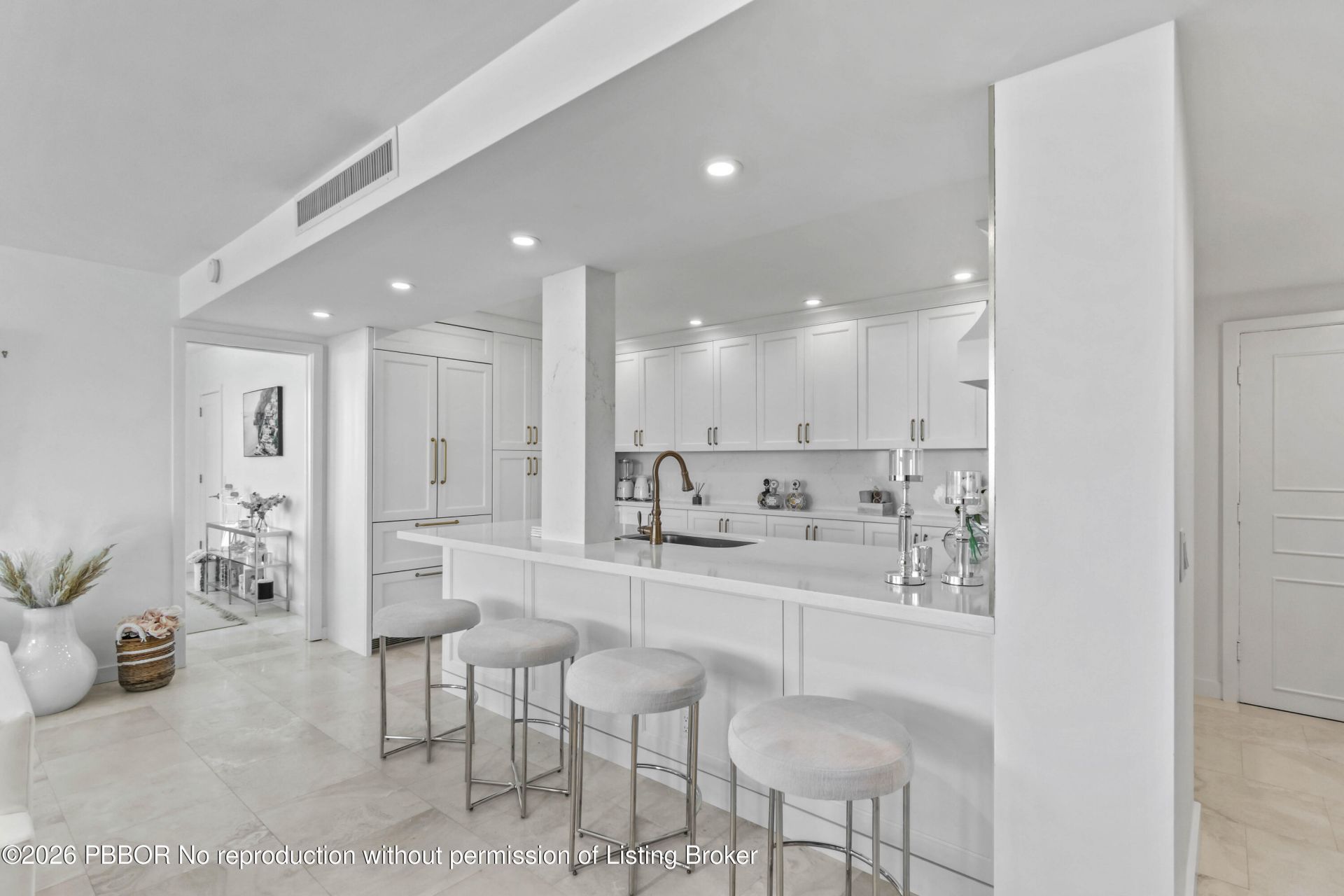 2295 S Ocean Boulevard, Unit 425, Palm Beach, FL 33480 Photo