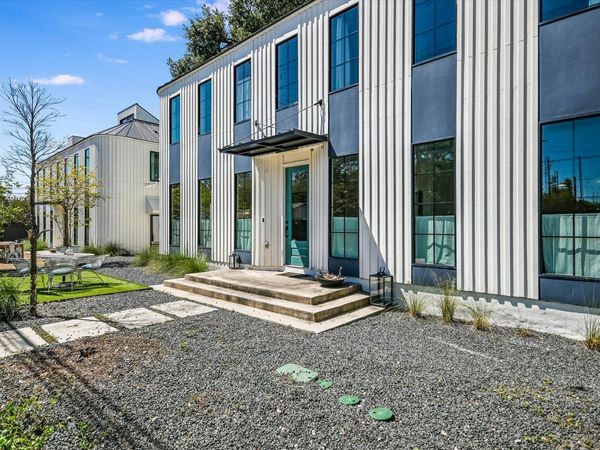 1304 Navasota ST , Austin, TX 78702