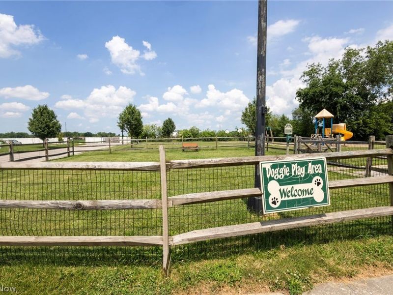 28180 Oregon Road, Unit 710, Perrysburg, OH 43551 Photo 12