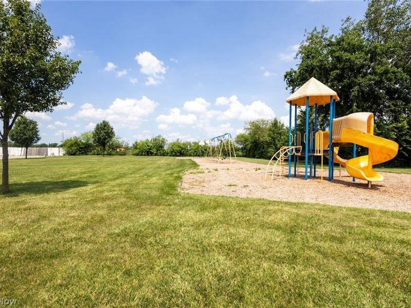 28180 Oregon Road, Unit 710, Perrysburg, OH 43551 Photo 13