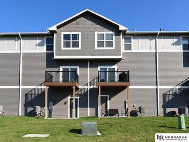 20873 T Court, Elkhorn, NE 68022