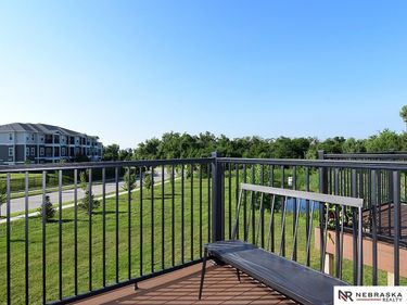 20873 T Court, Elkhorn, NE 68022