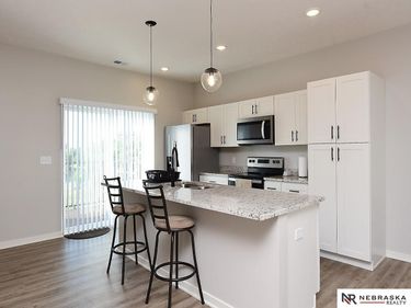 20873 T Court, Elkhorn, NE 68022