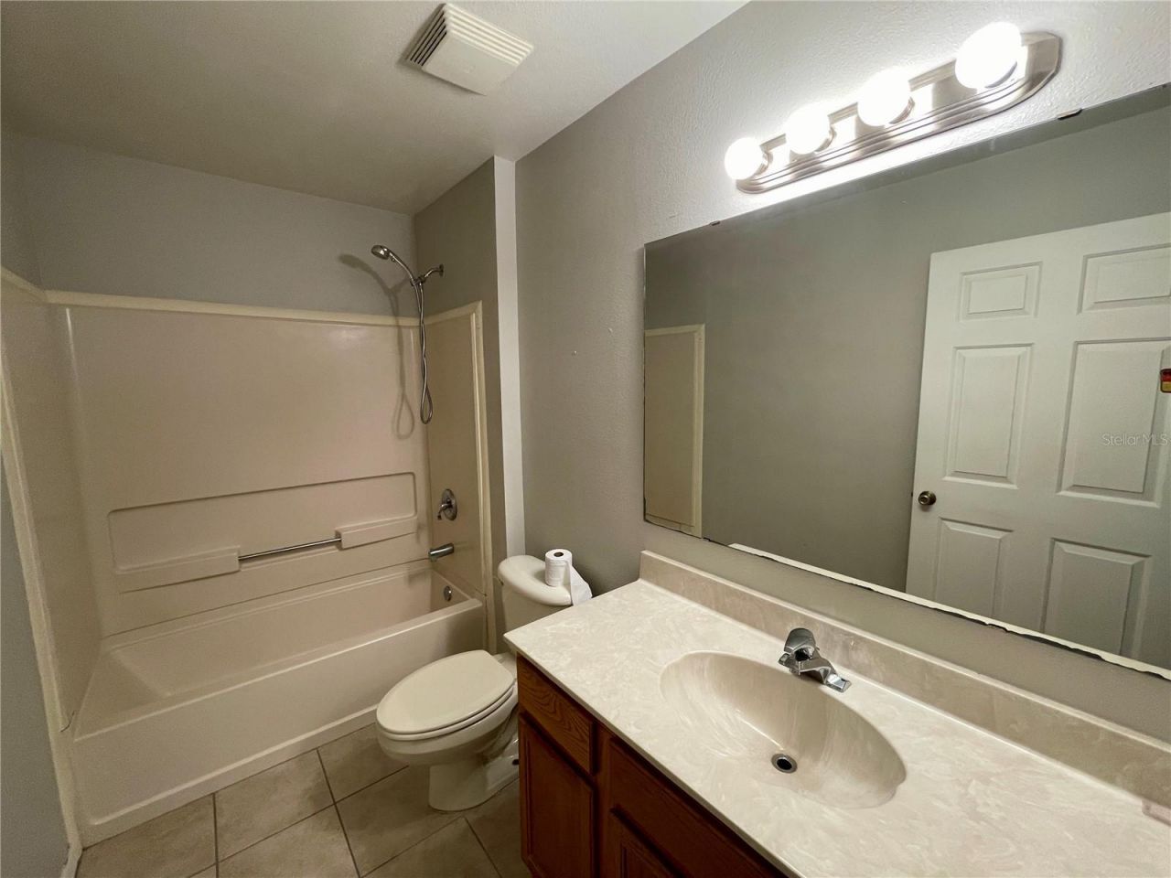 12119 Warwick Circle, Parrish, FL 34219 Photo