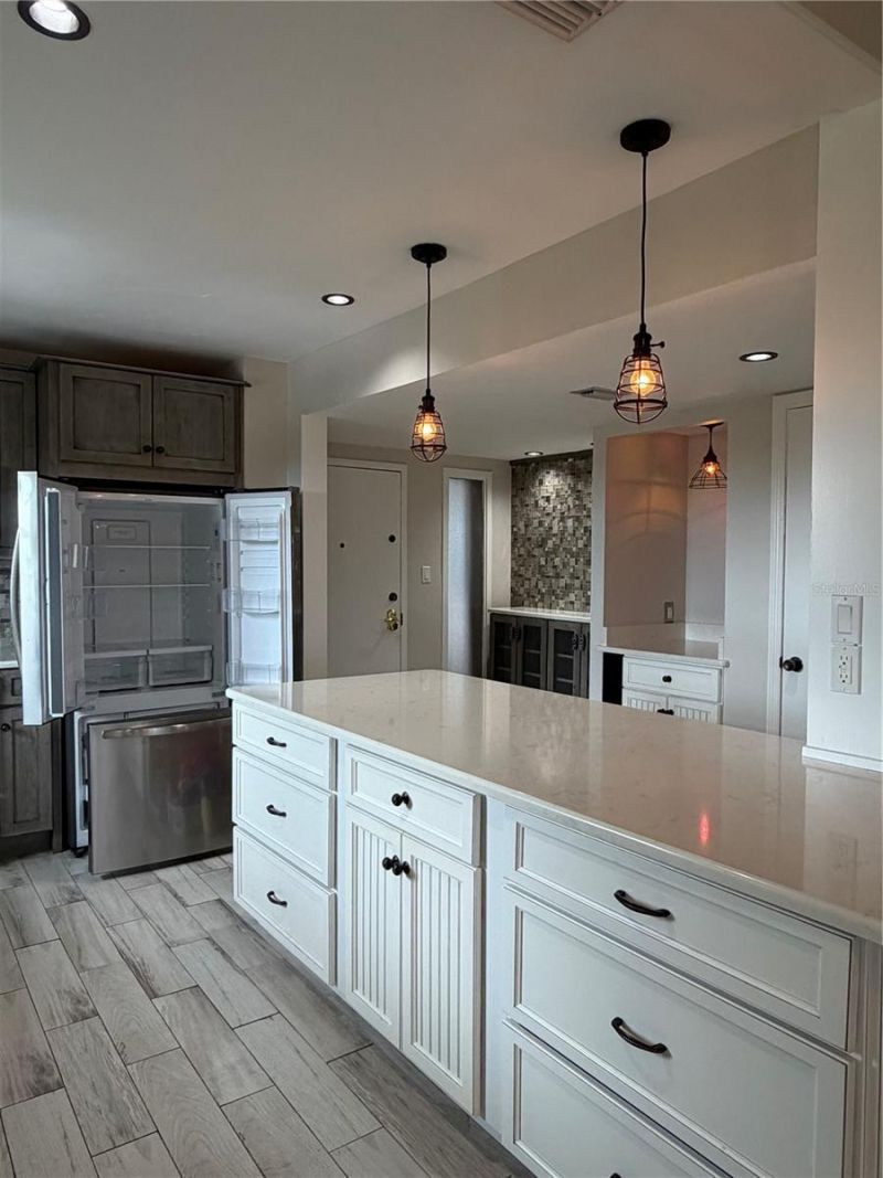 1400 1st Avenue W, Unit 806, Bradenton, FL 34205 Photo