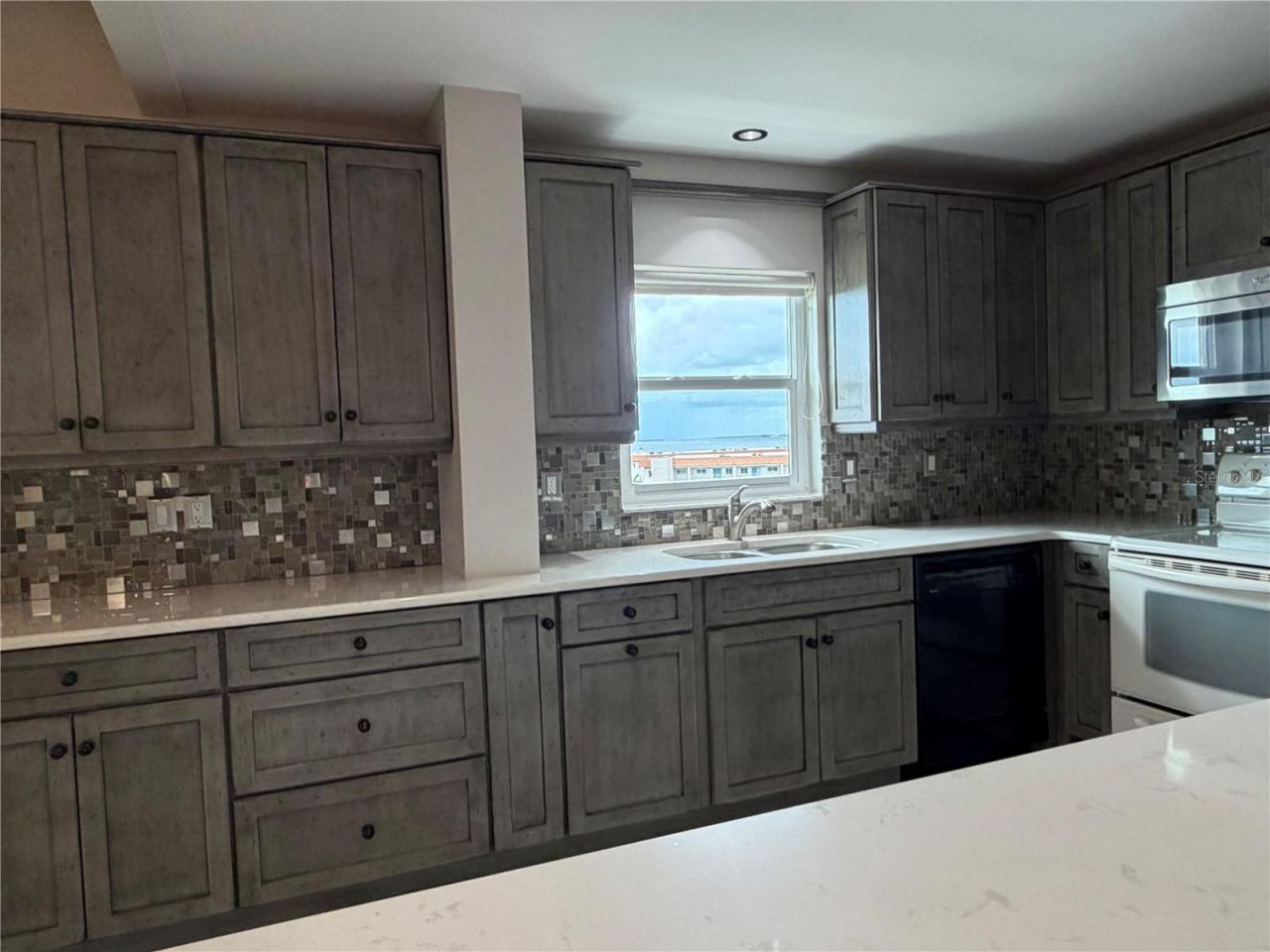 1400 1st Avenue W, Unit 806, Bradenton, FL 34205 Photo