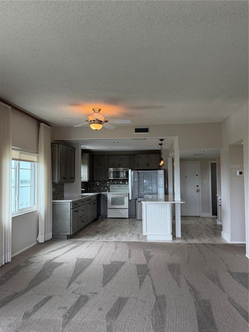 1400 1st Avenue W, Unit 806, Bradenton, FL 34205 Photo
