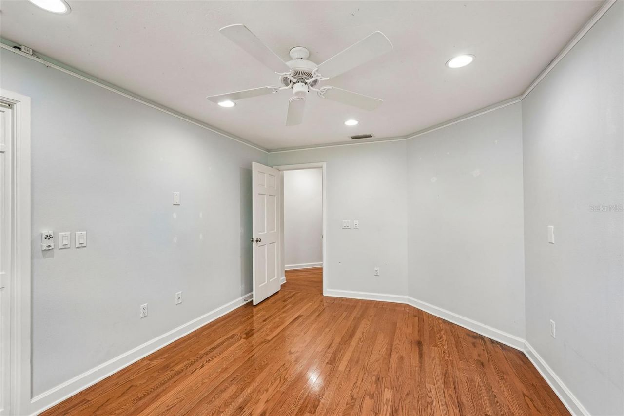 1675 Landings Lane, Sarasota, FL 34231 Photo
