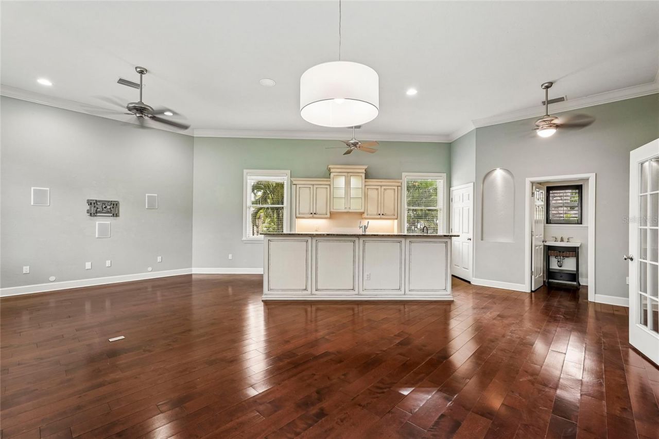 1675 Landings Lane, Sarasota, FL 34231 Photo