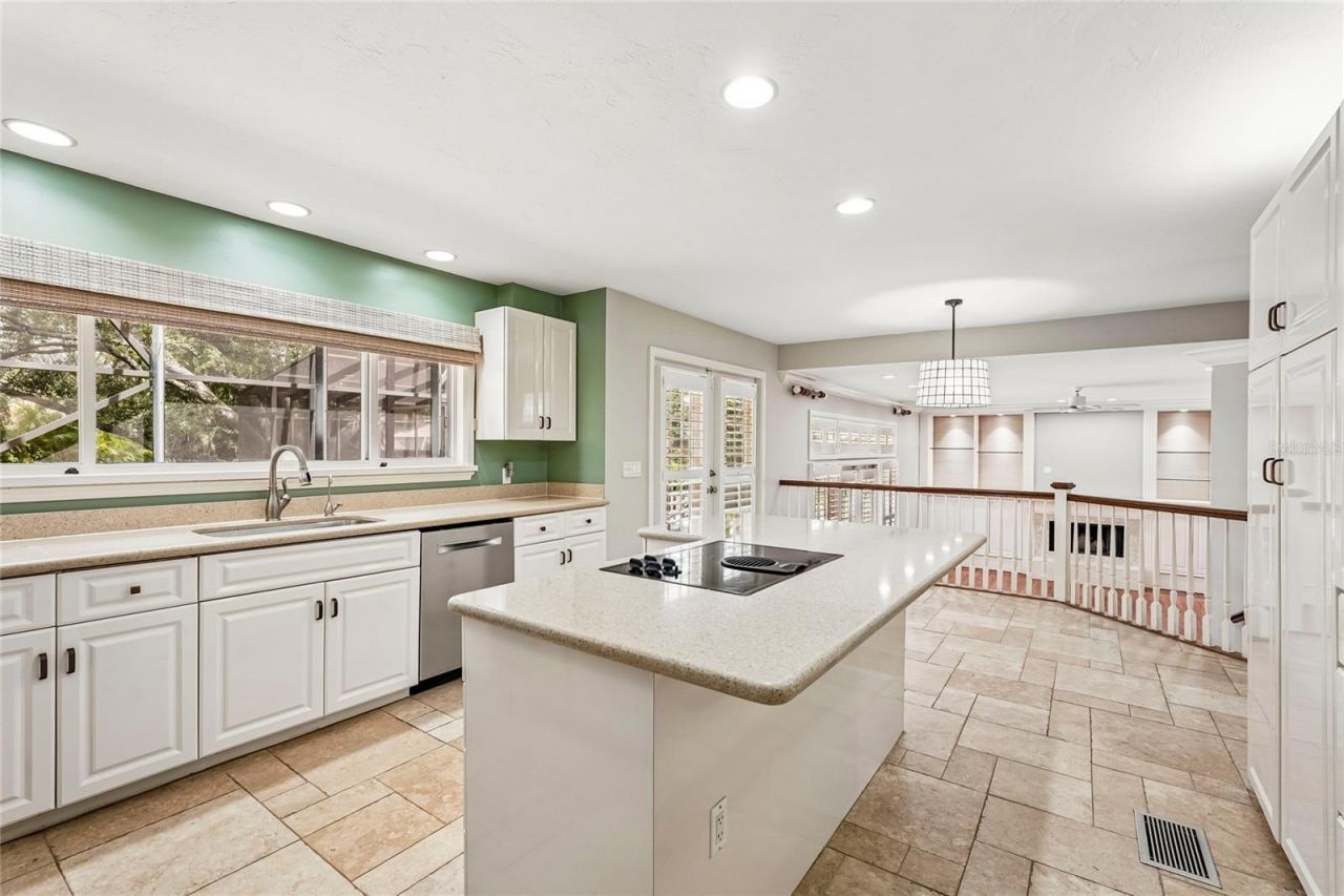 1675 Landings Lane, Sarasota, FL 34231 Photo
