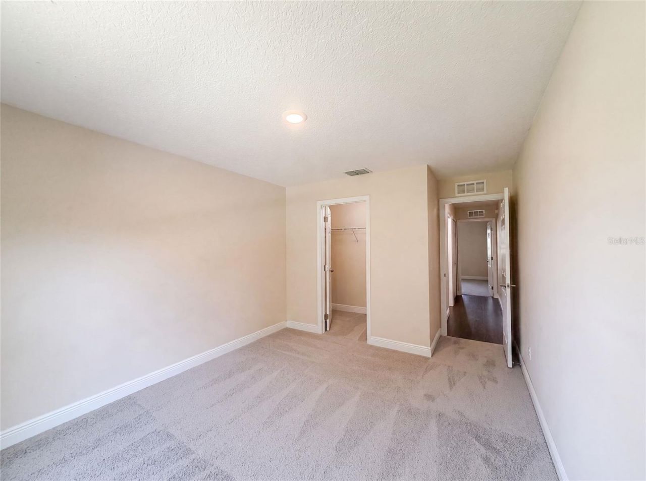 33137 Irongate Drive , Leesburg, FL 34788 Photo