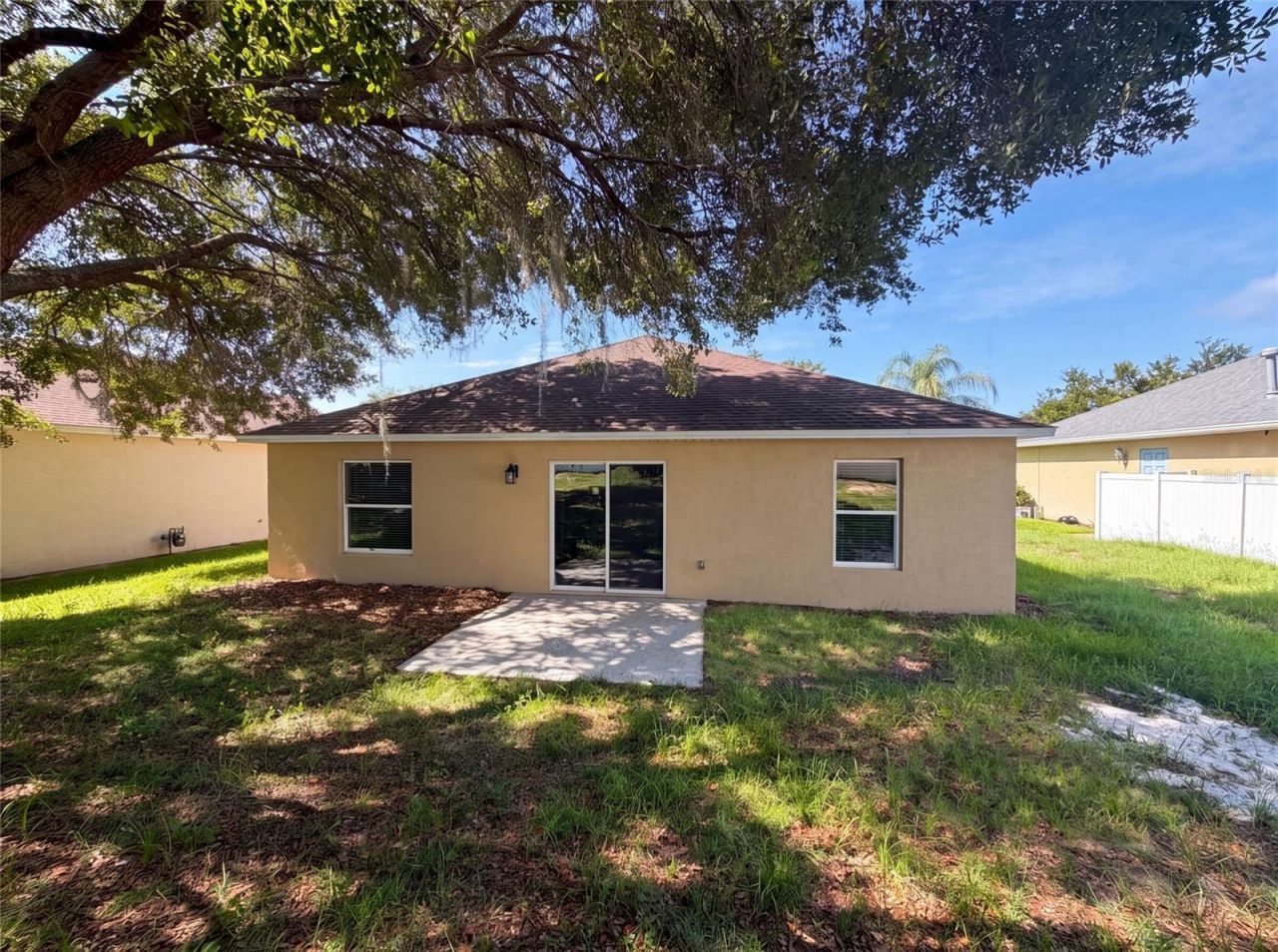 33137 Irongate Drive , Leesburg, FL 34788 Photo