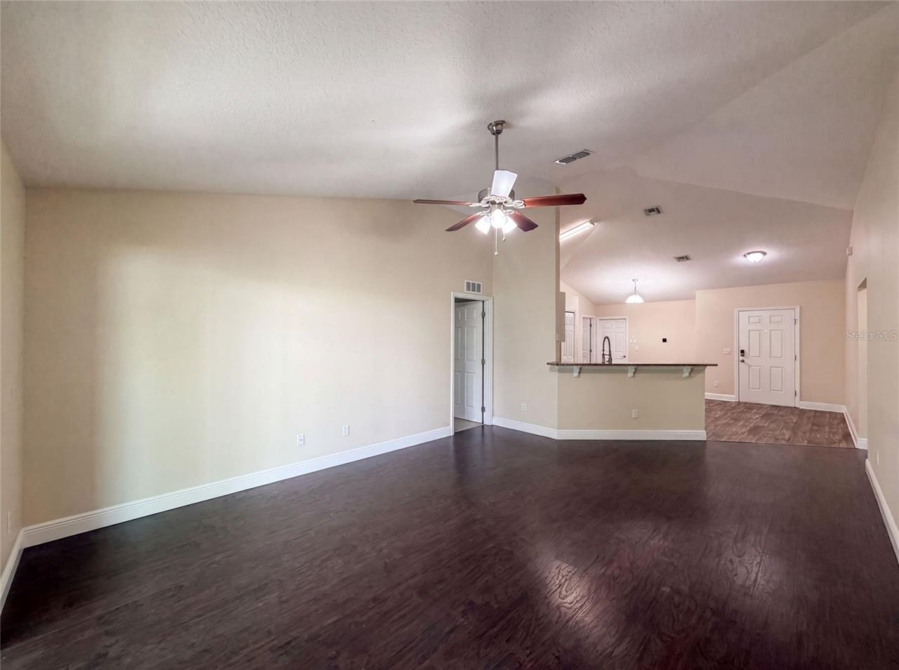 33137 Irongate Drive , Leesburg, FL 34788 Photo
