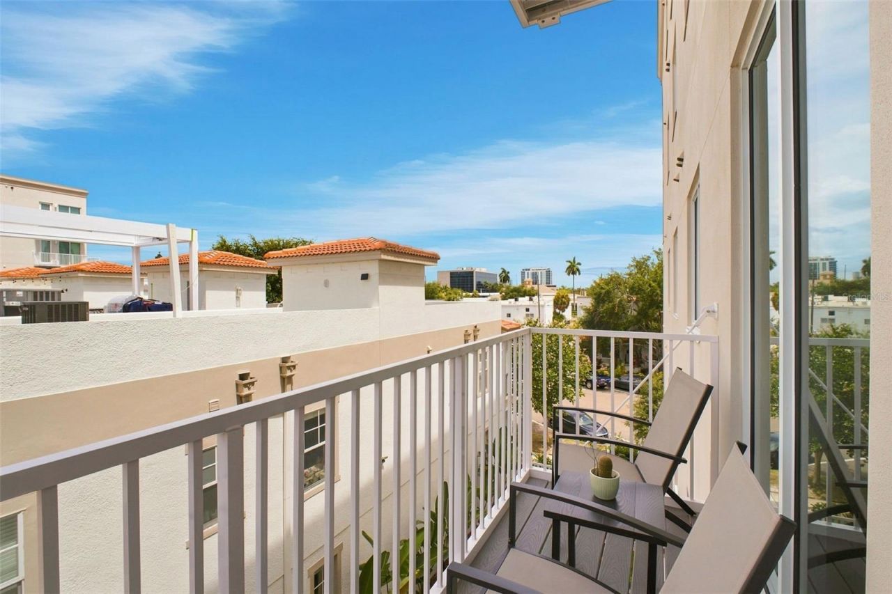 600 3rd Avenue S, Unit 302, Saint Petersburg, FL 33701 Photo