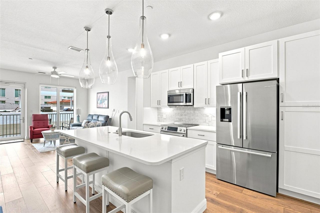 600 3rd Avenue S, Unit 302, Saint Petersburg, FL 33701 Photo