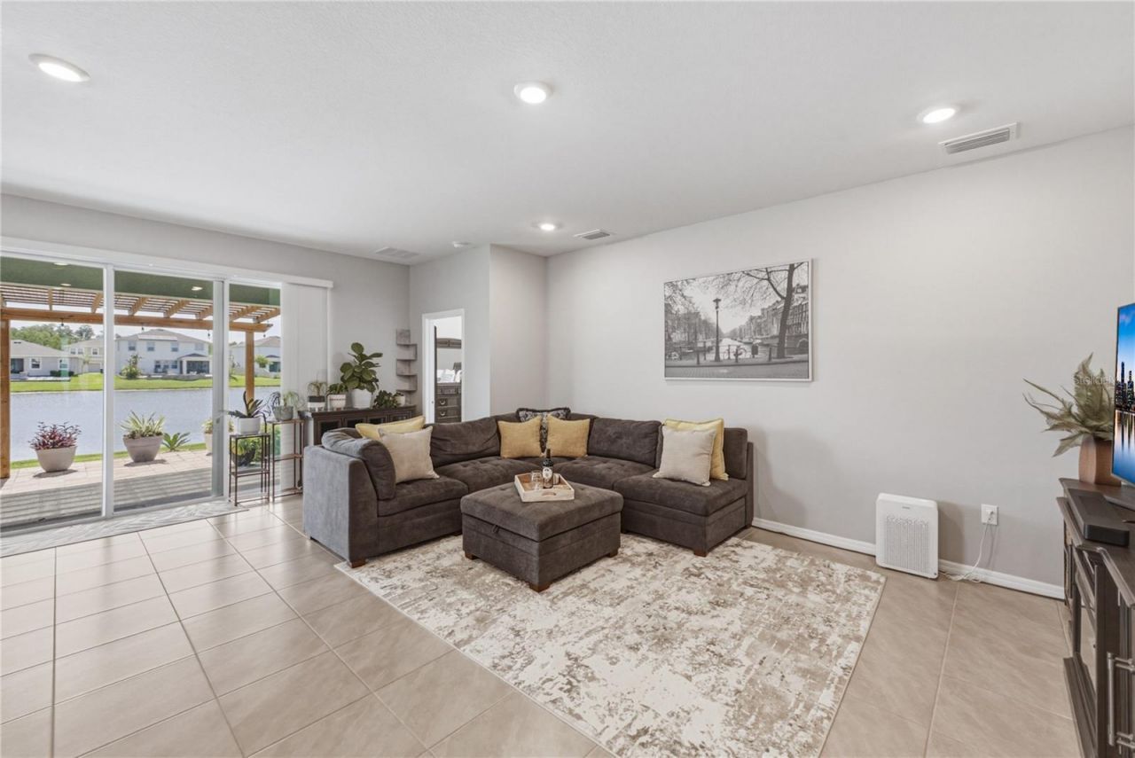 8382 Bower Bass Circle , Wesley Chapel, FL 33545 Photo