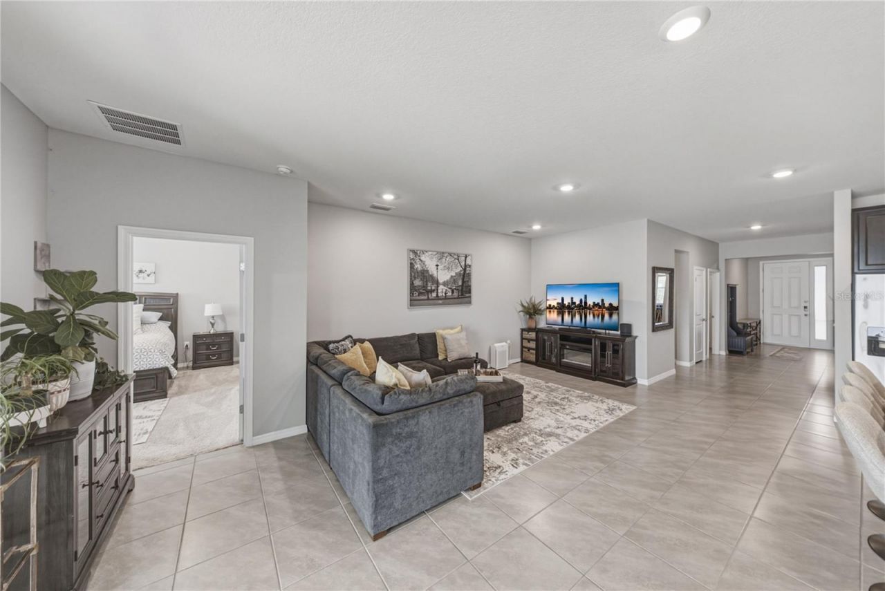 8382 Bower Bass Circle , Wesley Chapel, FL 33545 Photo