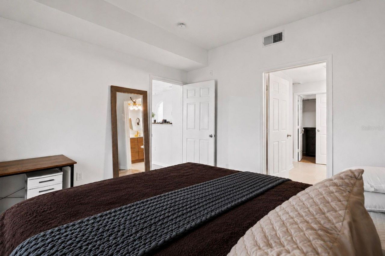 501 Knights Run Avenue , Unit 2111, Tampa, FL 33602 Photo